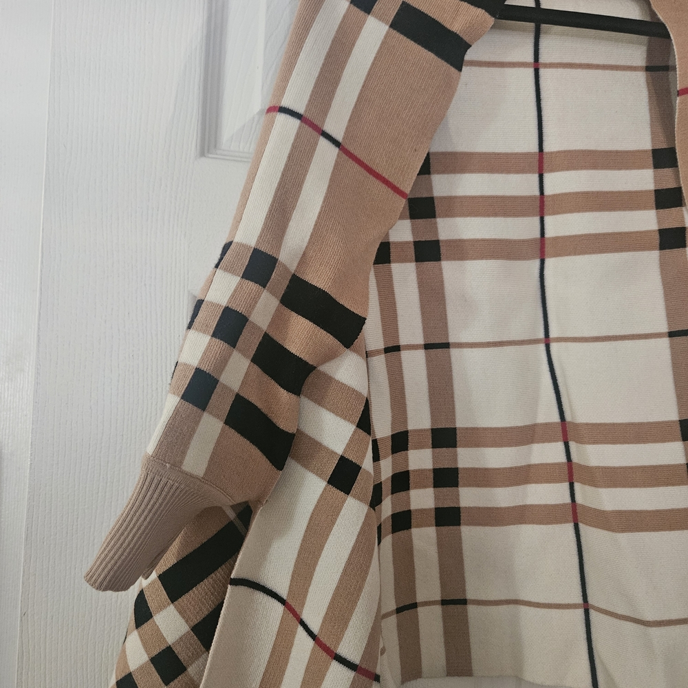 Plaid Cape/Shawl Reversible With Space For Arms - Women - One Size - Picture 3 of 4